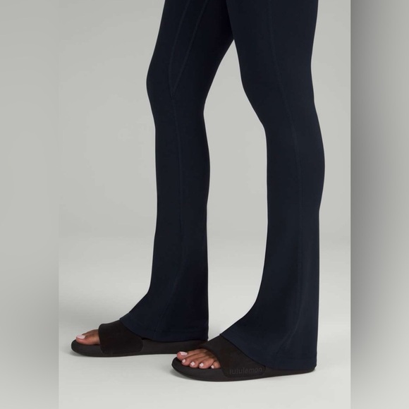 NWOT Lululemon Align High-Rise Mini-Flared Pant 32" True Navy - Picture 4 of 10